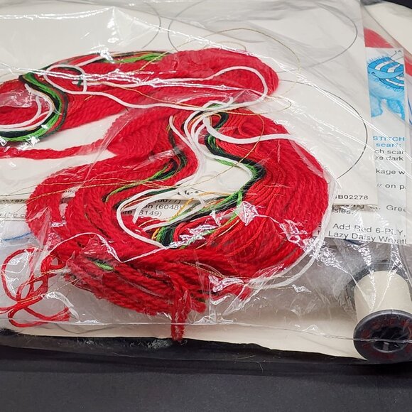 Christmas Felt Sewing Kit Teddy Ornaments by The Creative Circle Tiny Teddys #22 - Picture 7 of 7